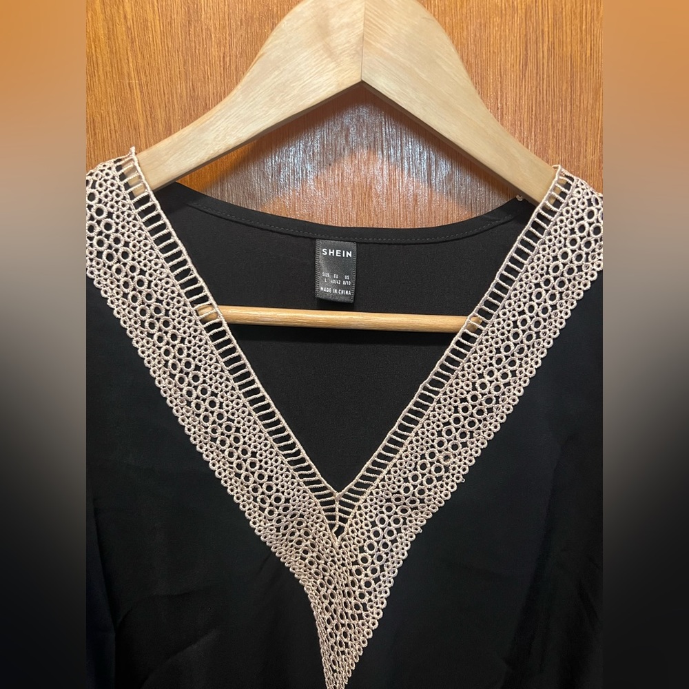 Clothes - Picture 5 of 7